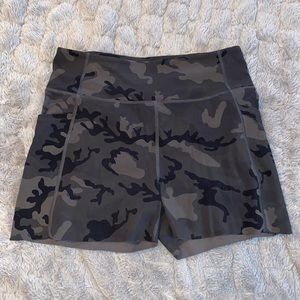 ZYIA Women’s Biker Shorts 🖤